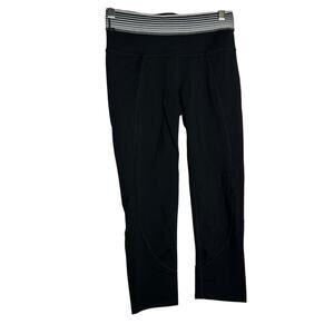 NWT Athleta Black Yogini Capri UPF 50+ Workout Pants Size XS